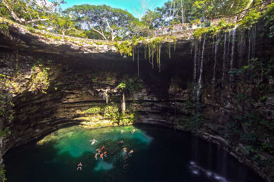 Cenote cerca de Mérida - vidaenyucatan.com